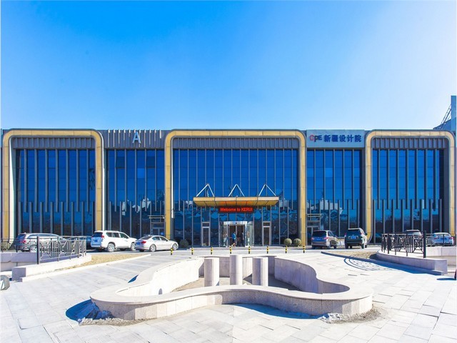 办公室玻璃隔断多少钱一平